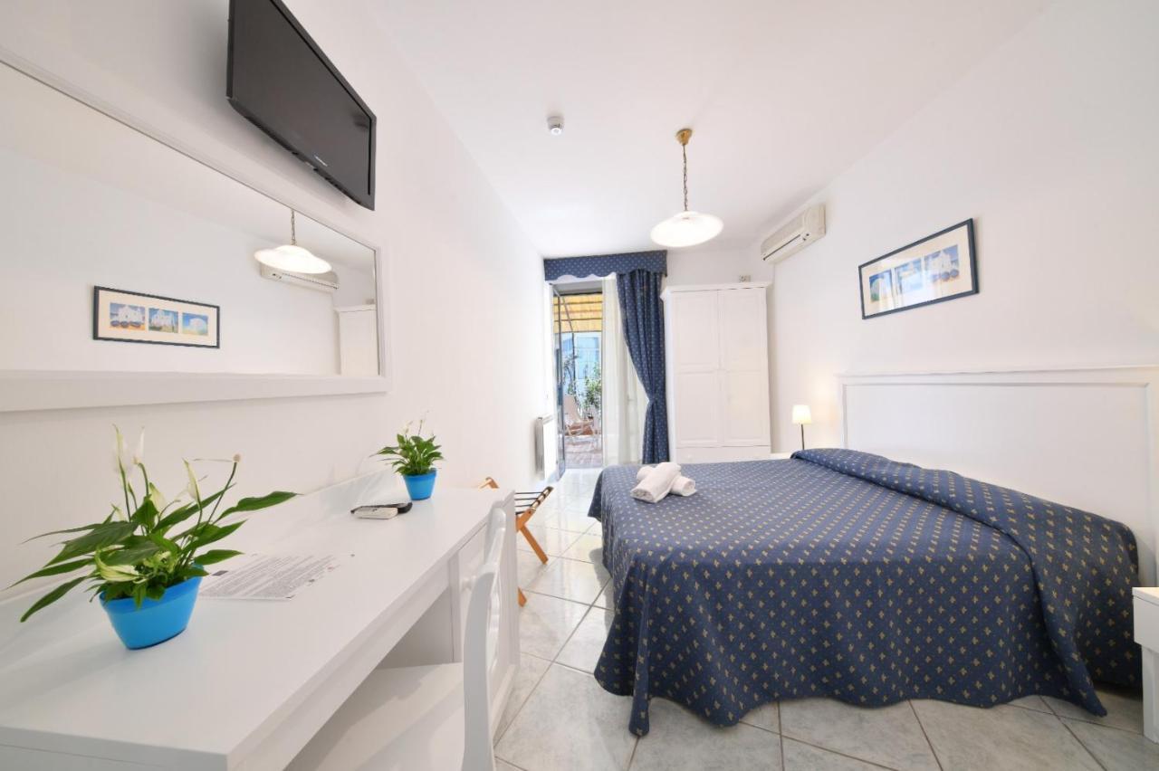Hotel Noris Ischia Bagian luar foto