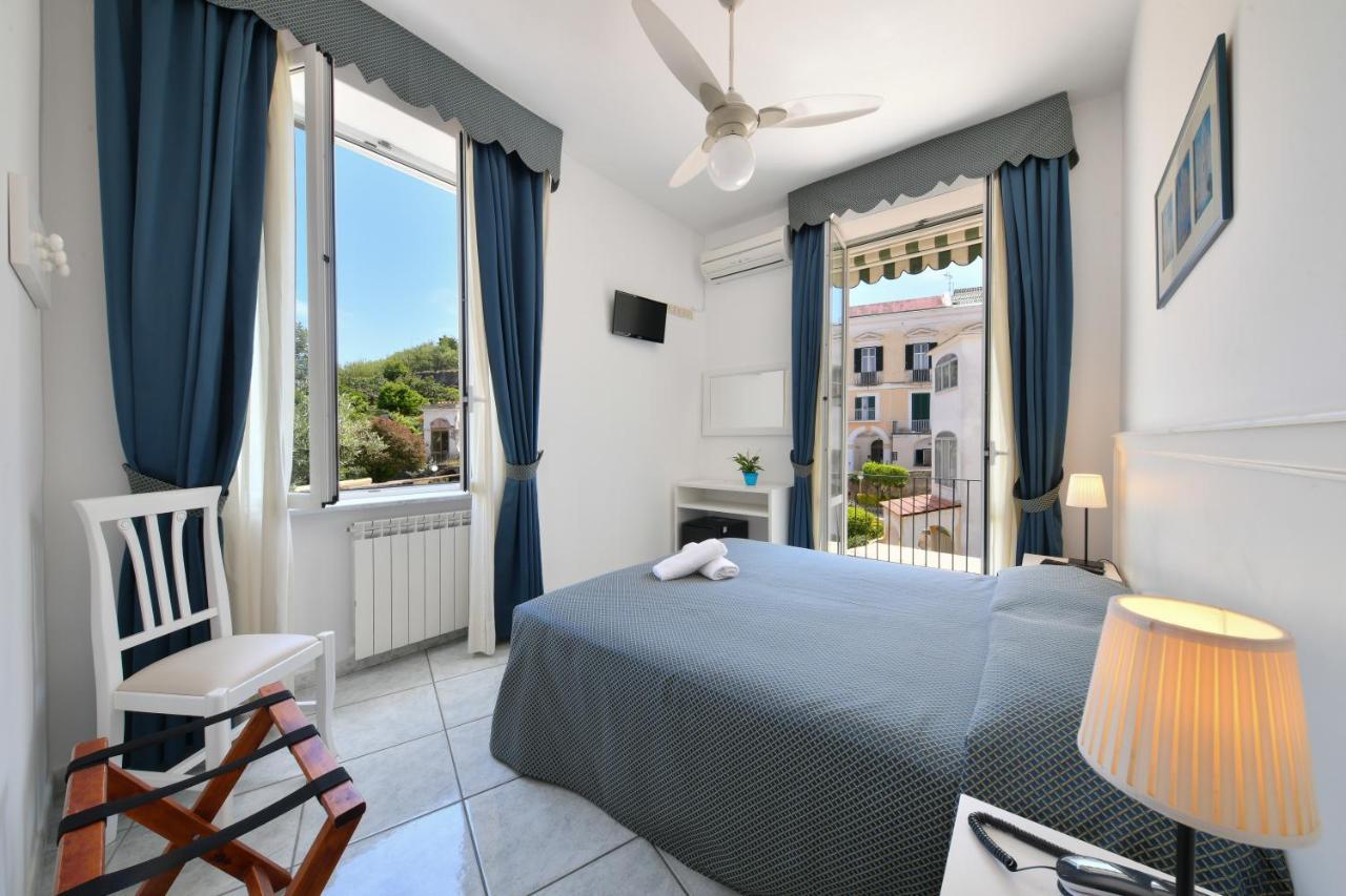 Hotel Noris Ischia Bagian luar foto