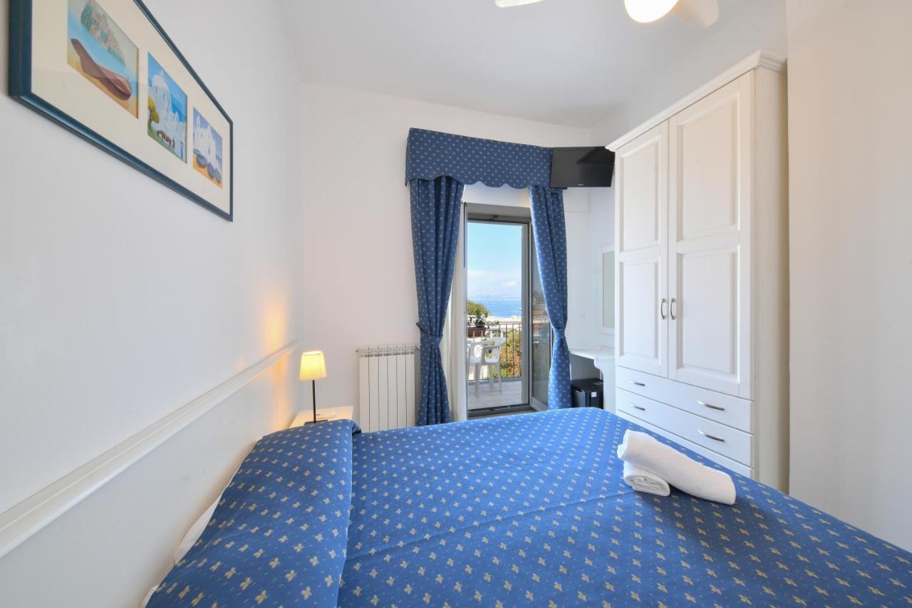 Hotel Noris Ischia Bagian luar foto