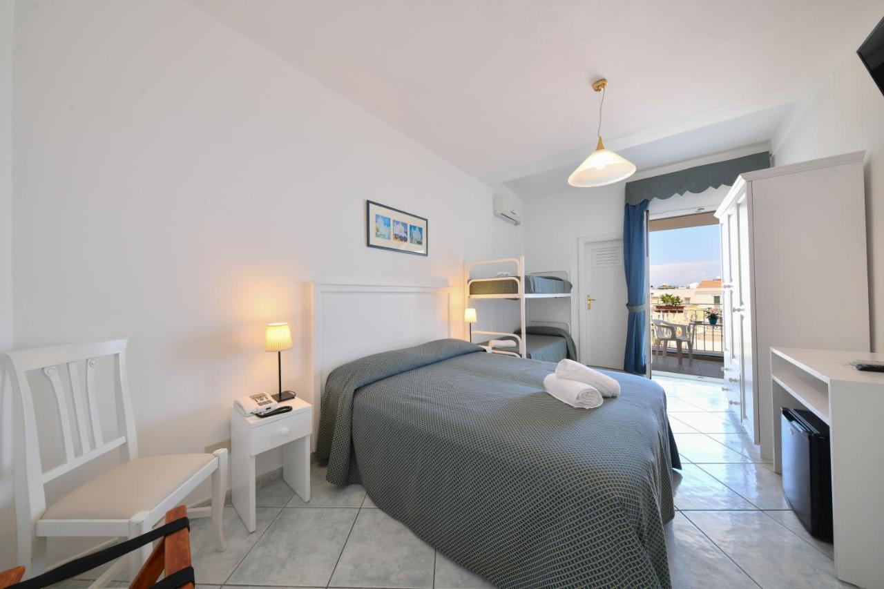 Hotel Noris Ischia Bagian luar foto